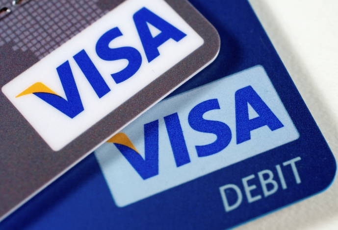 Разница между дебетовой картой и кредитной картой