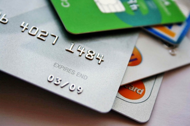 Чем опасны кредитные карты?